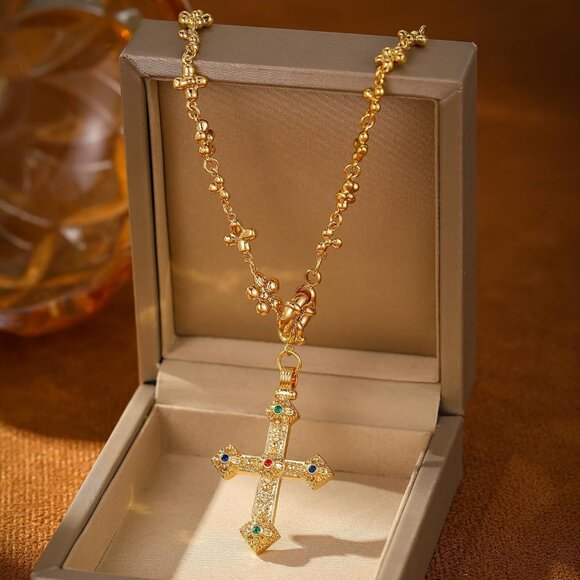 Trendy Adjustable Gold Cross Necklace with Zirconia - Perfect for Every Style - Picture 5 of 7